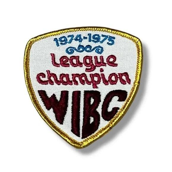 Unique Vintage Accessories - 1974-75 League Champion WIBC Womens International Bowling Congress Vtg Patch EBX